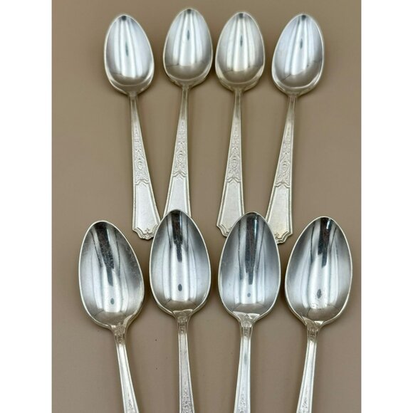 Set of 8 1847 Rogers Bros ANCESTRAL 6" Teaspoons Silver Plate - Picture 4 of 6